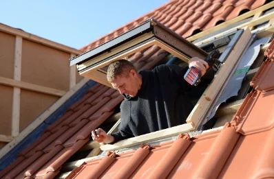 Pose de fenêtres de toit Velux à Landogne